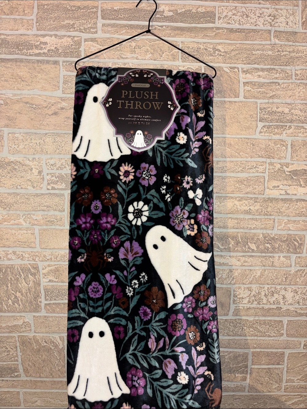 Viral Envougue Ghost Floral blanket Black background so soft new release